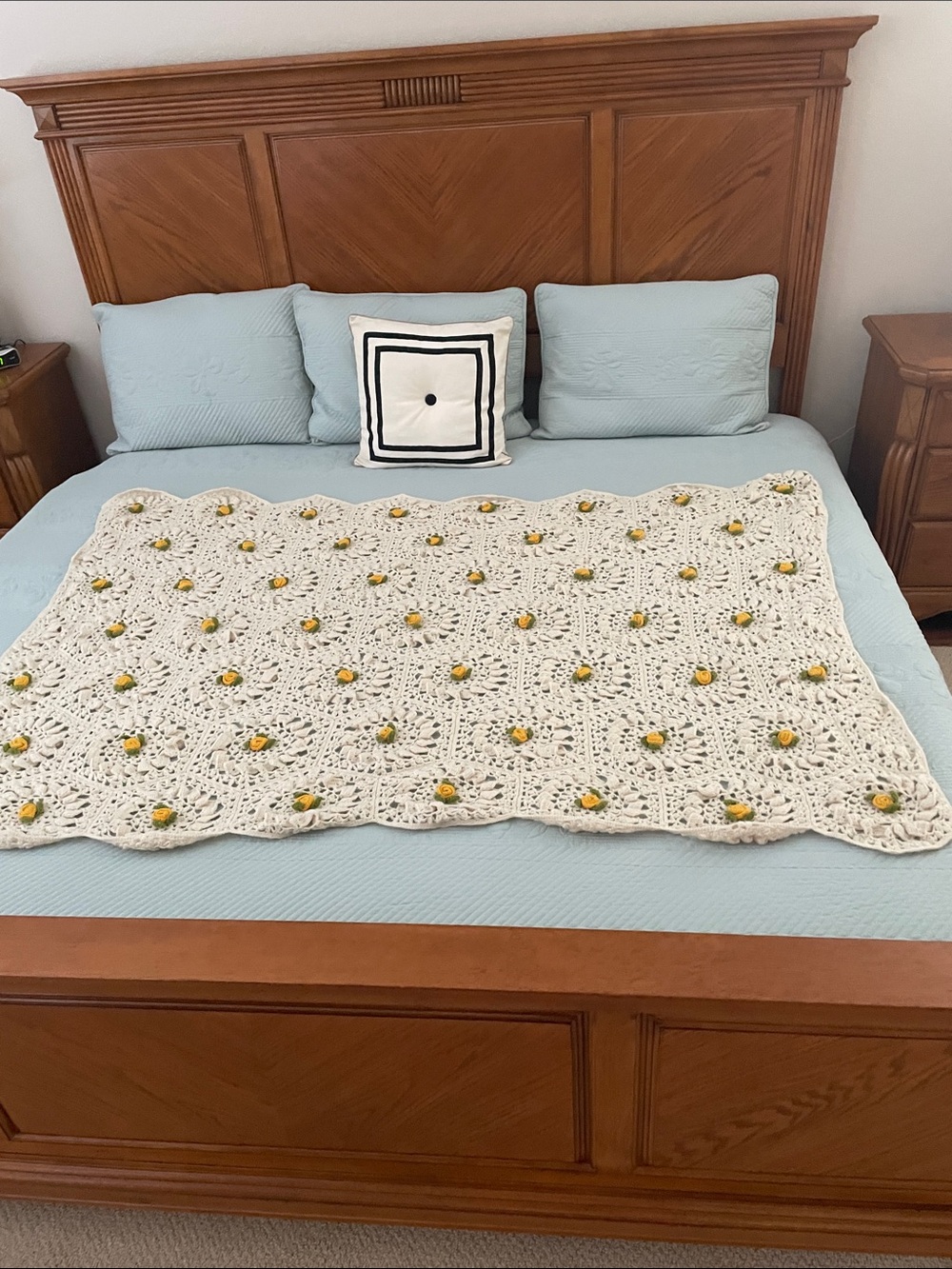 Handmade Crochet Throw with Yellow roses Flower Accents